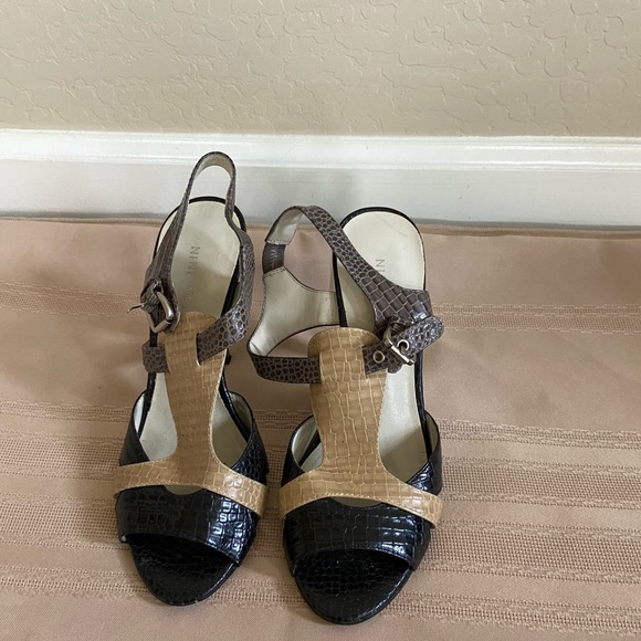Nine West High-heel Strappy Sandals - Picture 1 of 3